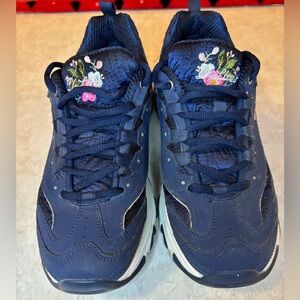 Skechers Navy D’Lites sneakers